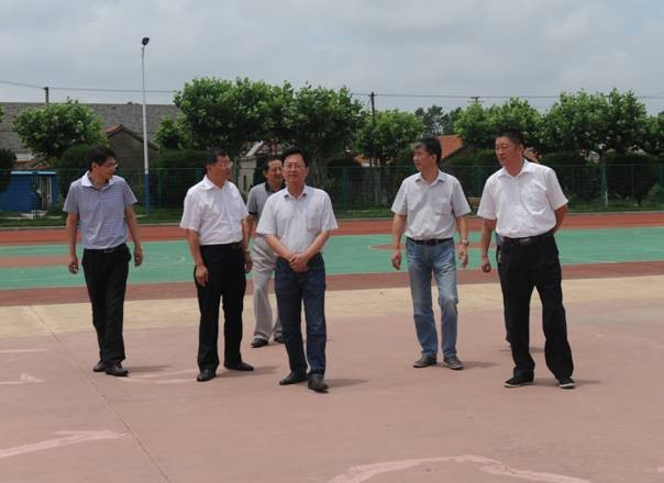 集團(tuán)公司工會(huì)主席佟曉廷來我場調(diào)研