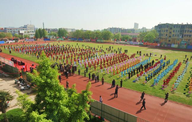 淮海太極隊(duì)亮相射陽(yáng)老年人體育節(jié).jpg