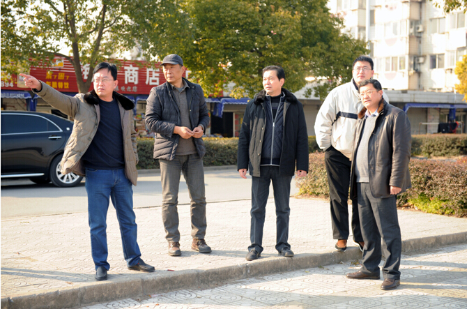 集團(tuán)公司副總經(jīng)理陳建軍來我場調(diào)研.jpg