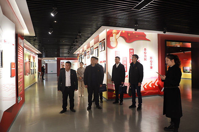 四家蘇墾駐射單位赴縣紀(jì)委監(jiān)委開展企地廉潔共建活動(dòng)
